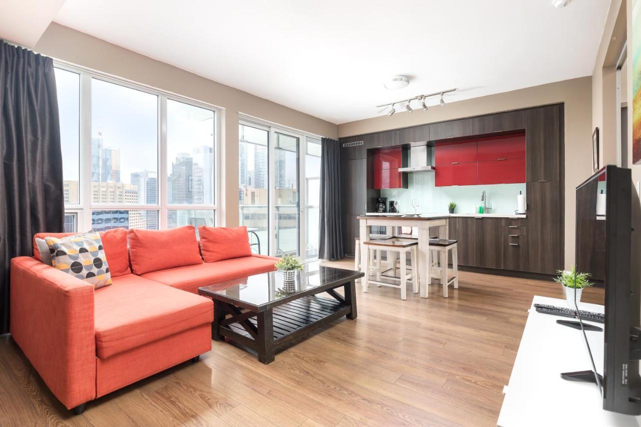 Appartement Across From The Cn Tower, Metro Toronto Convention Centre And Rogers Centre In Downtown Toronto Core Extérieur photo