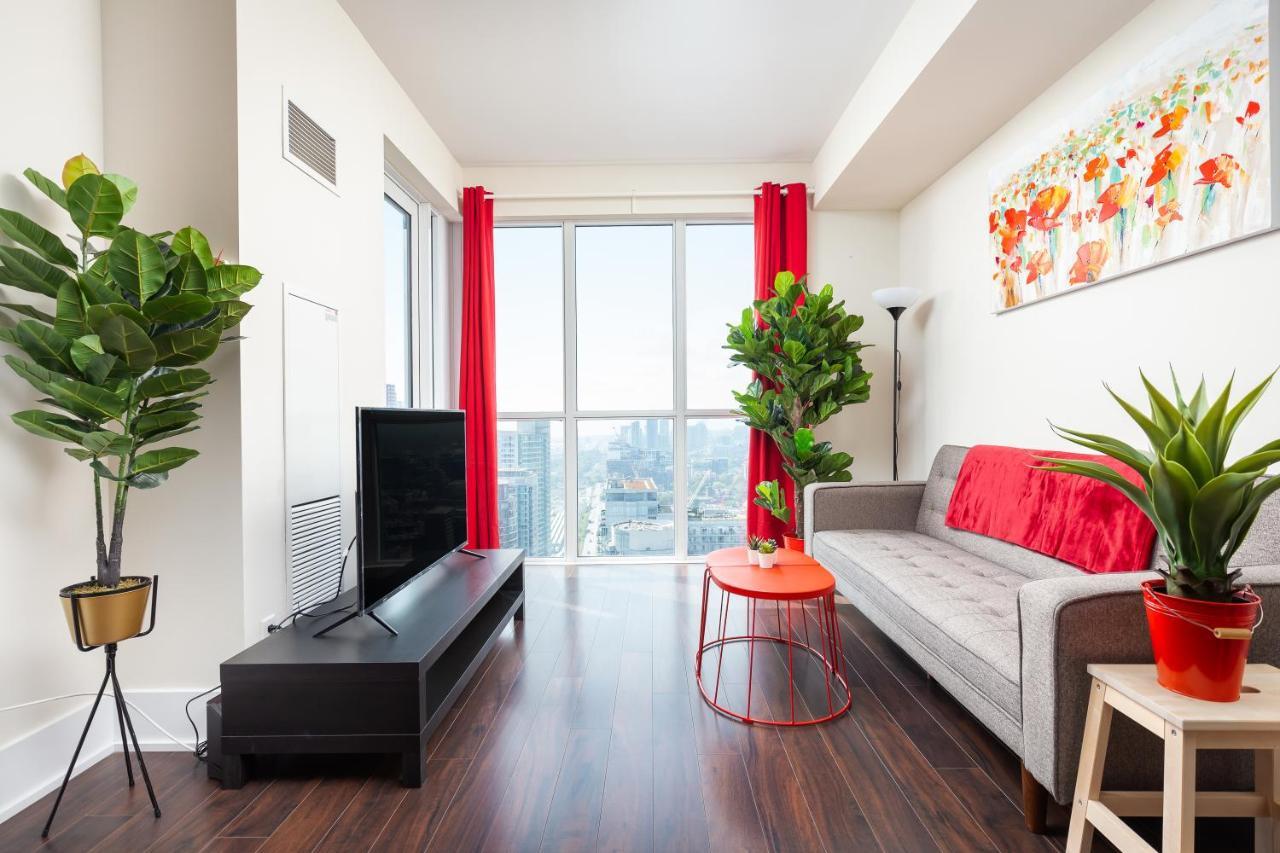 Appartement Across From The Cn Tower, Metro Toronto Convention Centre And Rogers Centre In Downtown Toronto Core Extérieur photo
